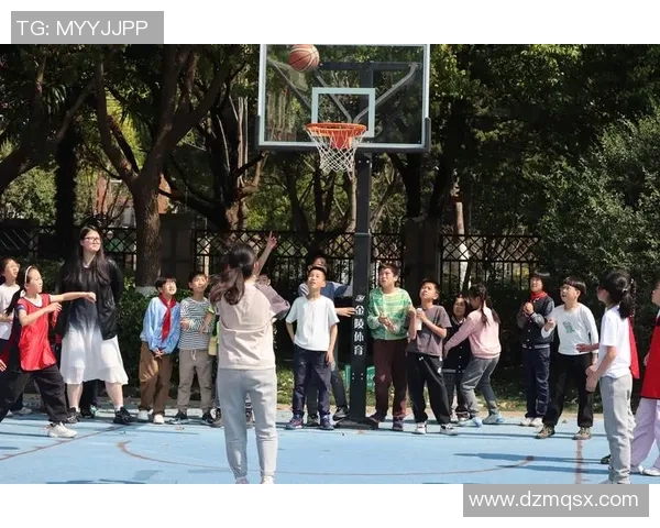 南京篮球队在篮球团队协作排行榜中荣获第五名展现出色团队精神与默契配合 南京篮球队在篮球团队协作排行榜中荣获第五名展现出色团队精神与默契配合